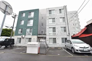 グリーンヴィラ【3階】の外観