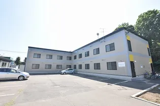 レオパレスシャルム【208号室】の外観