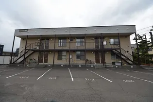 パークハイツ吉田【203号室】の外観