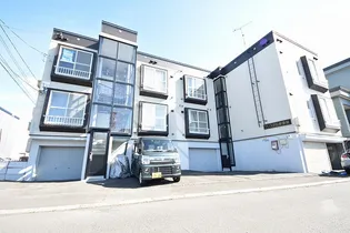 クリスタル参番館の画像