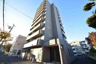 シャトーブラン19【7階】の外観