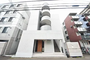 ルナハイツ札幌【5階】の外観