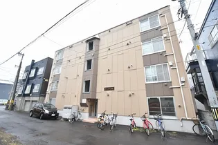 チェスタ麻生の画像