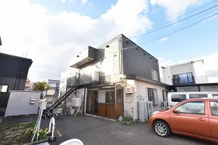 マンション谷川【202号室】の外観