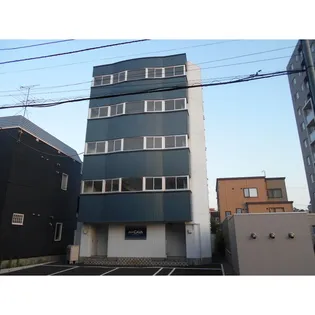 ジュールサヴァ【4階】の外観