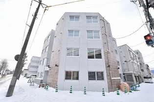 ピオネロ新道東の画像
