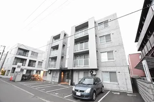 コローレN33【1階】の外観