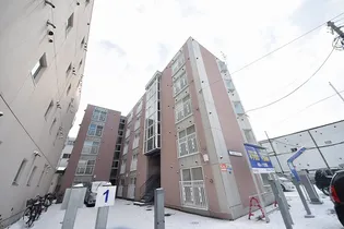 ミヤタハイツ【301号室】の外観