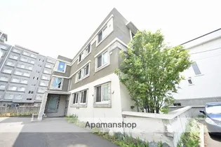 ディア麻生【1階】の外観