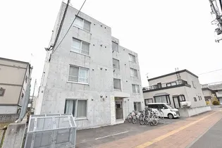 トリニティ【4階】の外観