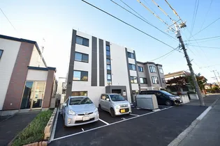 トログランデ新道東【3階】の外観