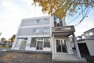 ラヴァンスコートの画像