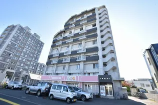 AMS352ビルの画像