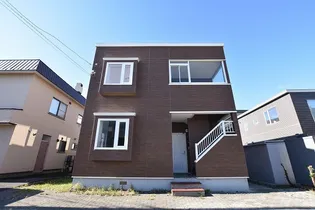 ΑNEXTウールー【201号室】の外観