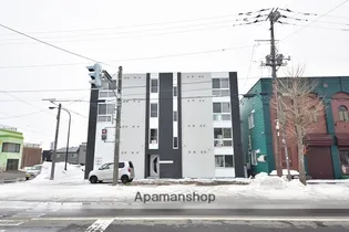 パールドブルム花川【102号室】の外観