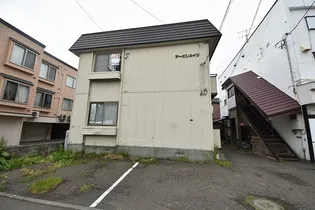 アーバンハイツ【201号室】の外観