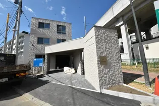 LU PIONIA【2階】の外観