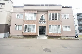 グラーシュ36【201号室】の外観