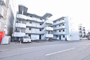 テラ元町【403号室号室】の外観