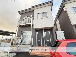 CLAIR SHARMAの画像