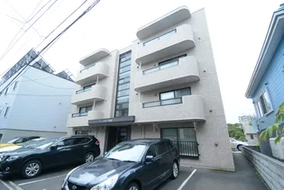 大光六番館【2階】の外観