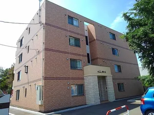 ジュネス緑ヶ丘【1階】の外観