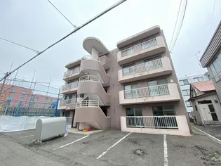 テラ本通11南【4階】の外観