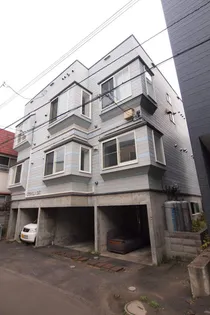 プライムハウス【0102号室】の外観