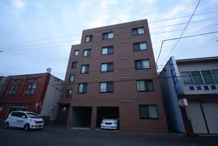 モンヴェール学園前【1階】の外観