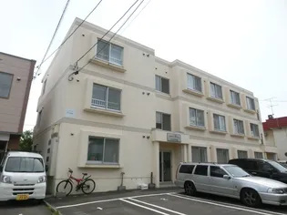 スイートウッド【2階】の外観