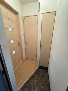 ソティーヌ(本通)【0205号室】の玄関