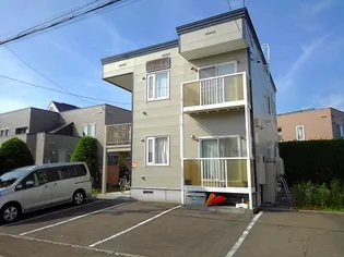 コリーヌA【1階】の外観