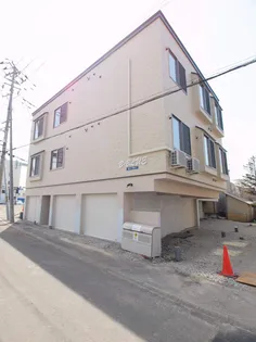 ビーブルー【1階】の外観