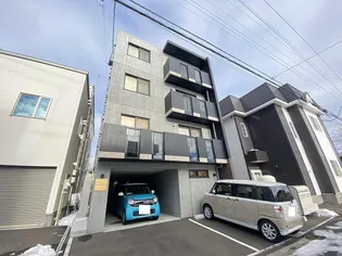 Sereno【2階】の外観