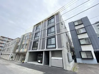 ASTER TOYOHIRAの画像