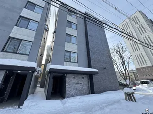 シティプレミア南郷13丁目の画像