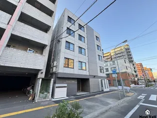 GLANZ FORM【2階】の外観