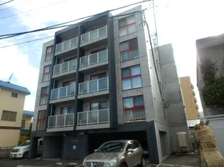 ピュアステージ円山【2階】の外観