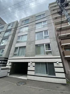 グランドサクセス南大通【0402号室】の外観