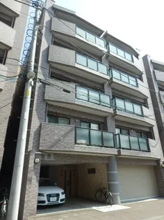 カサール・ガルシア【0201号室】の外観