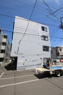 モアニューストリート【B301号室】の外観