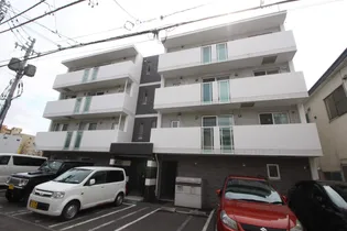 LAYLA【2階】の外観