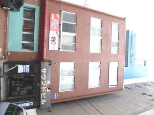 8・4サウンドビル【401号室】の外観