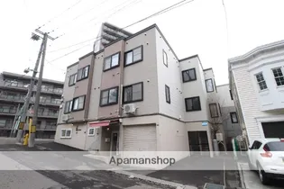 クラール伏見【3階】の外観