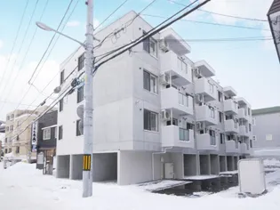 COMFY栄通の画像