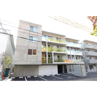 グランヴィレッジ【4階】の外観