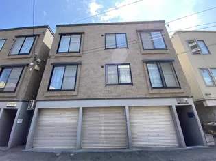 ラブラドール南9条【102号室】の外観