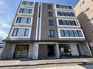 アルファスクエア南4西15【3階】の外観