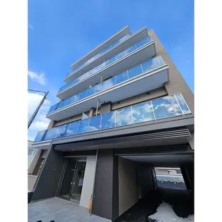 ル・コルヌイエ山鼻(LE CORNOUILLER YAMAHAN【3階】の外観