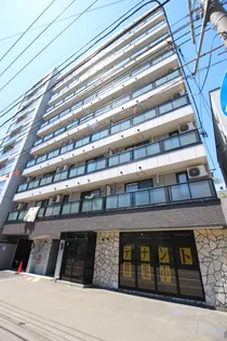 セントポーリア八番館【7階】の外観